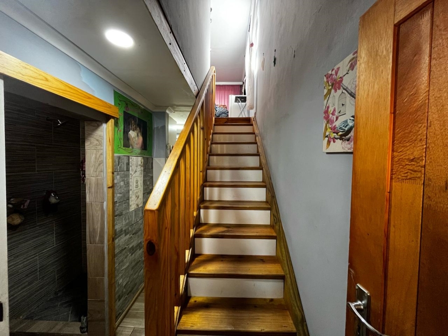 3 Bedroom Property for Sale in Esselenpark Western Cape
